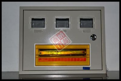 PZ40-3 三表带15回路电表配电箱 功能与暗装铁制设计解析